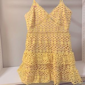DAZZLING YELLOW DRESS